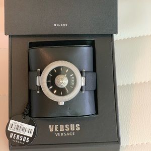 Brand new Authentic Versace Watch
